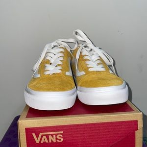 ✨Yellow Velvet Vans✨